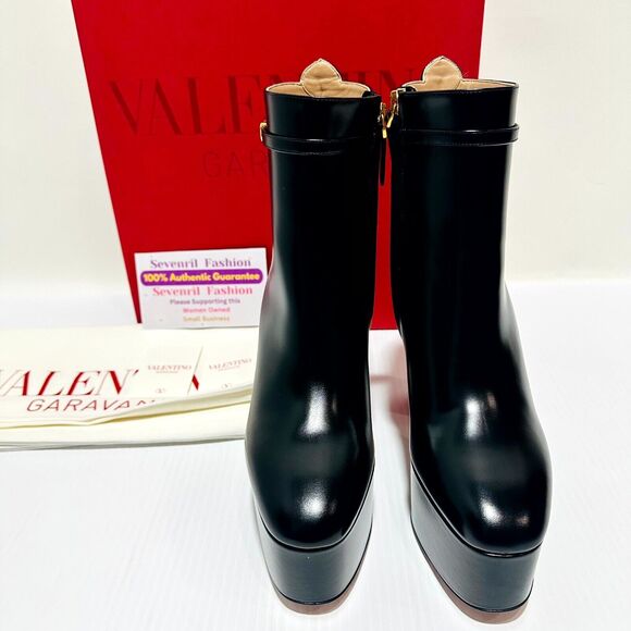 Valentino Garavani Tan-Go 37/ US 7 Platform Bootie Black Leather NIB $1,870 - Picture 5 of 16